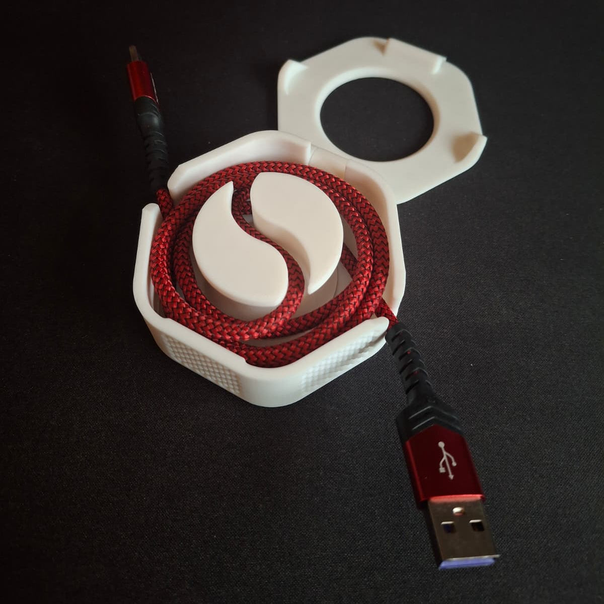 Kabelmanagement Design 1